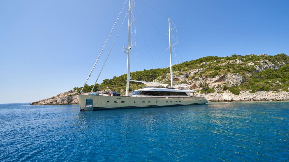 Exterior view of the luxury sailing yacht MarAllure image 5