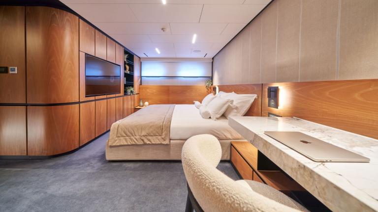 Guest cabin of the luxury sailing yacht MarAllure image 5