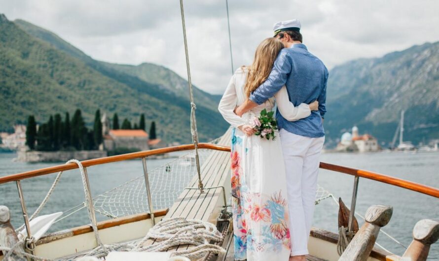 Romantic Getaways for Couple Holidays on Yacht