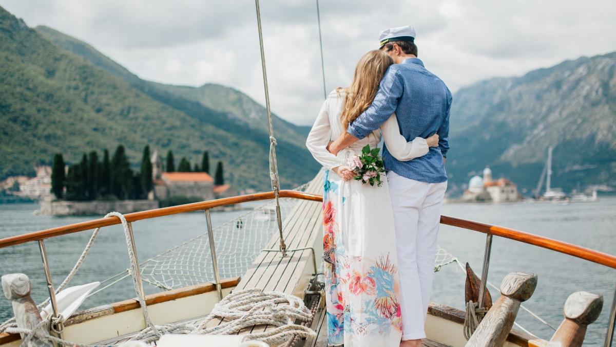 Discover unforgettable romantic getaways on a yacht. Enjoy intimate moments with breathtaking views and create lasting memories on the open sea. Perfect for couples seeking an extraordinary escape