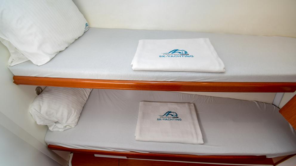 Minimalist cabin design with bunk bed