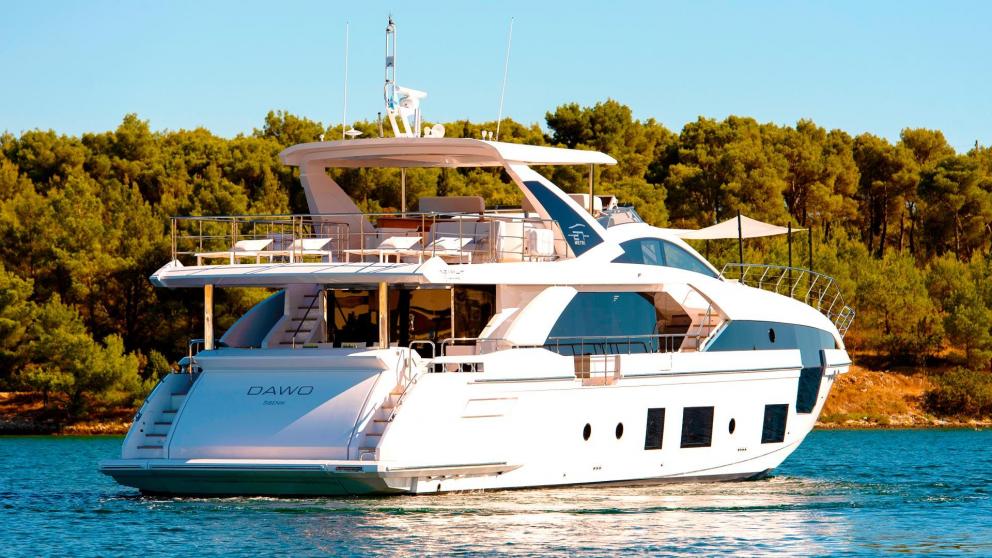 Rear view of the luxurious 27-meter motor yacht Dawo, ideal for charter in Sibenik.