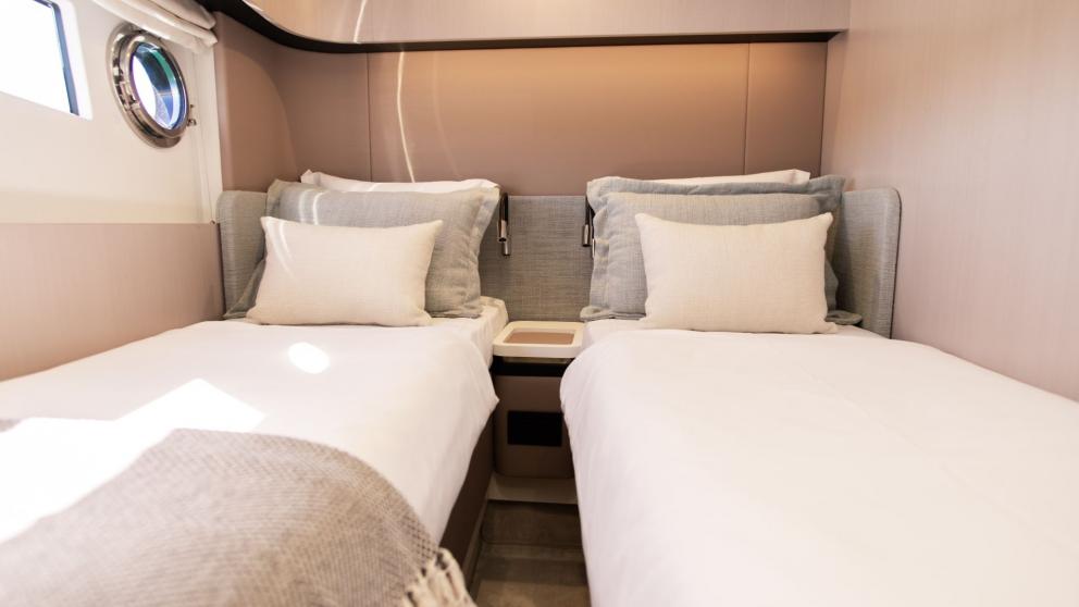 Twin guest cabins of the motor yacht Alibaba