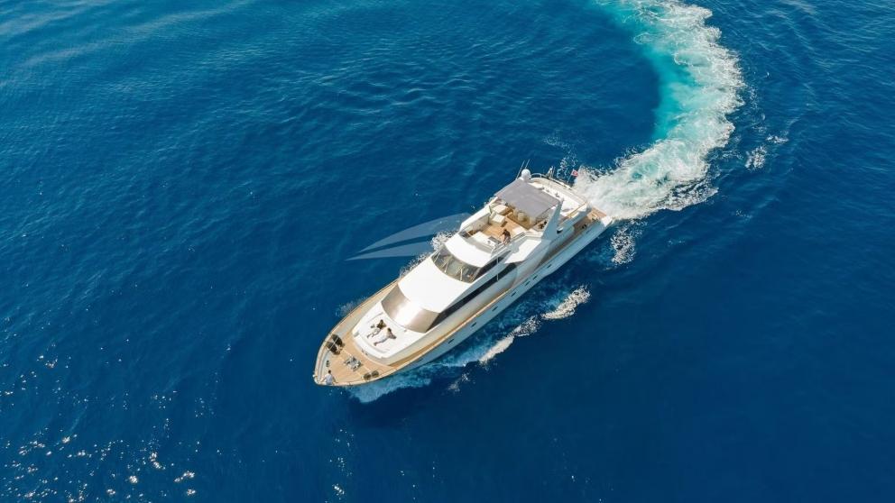 Exterior view of luxury motor yacht Illya F picture 3