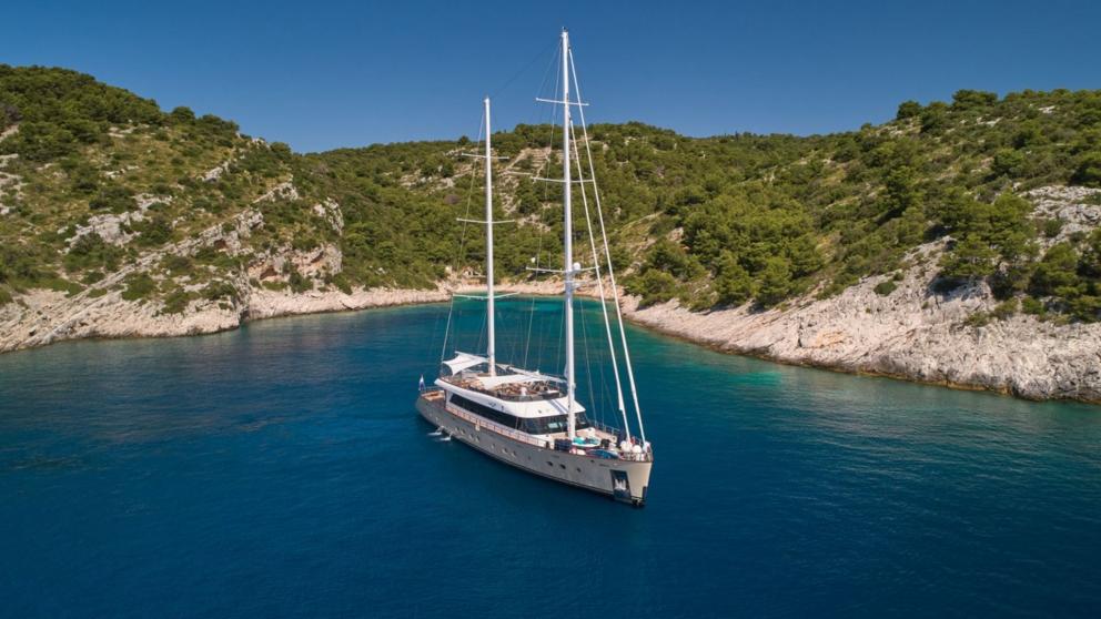 Exterior view of the luxury sailing yacht MarAllure image 2