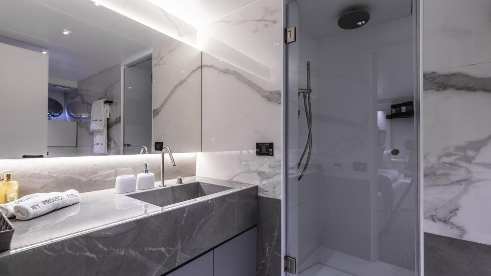Stylish and spacious bathroom with high-quality fixtures on Project Steel.