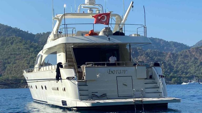 3rd exterior view of the luxury motor yacht Boram
