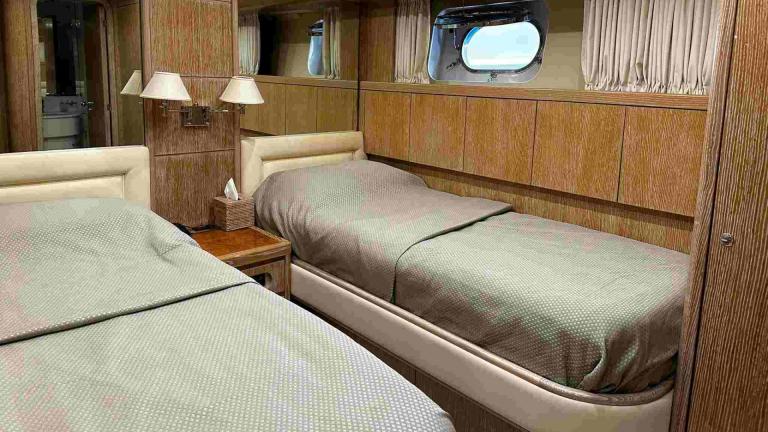 Guest twin cabin of luxury motor yacht Boram image 2