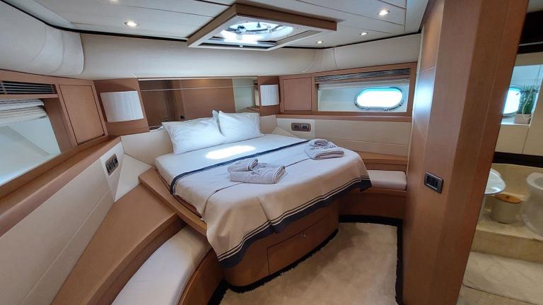 Motor yacht My Way master guest cabin.