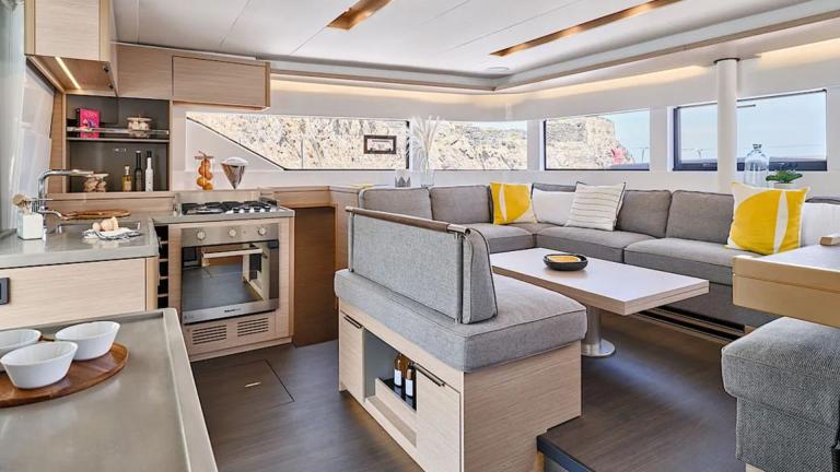 Guest lounge of the luxury catamaran Efkrati picture 1