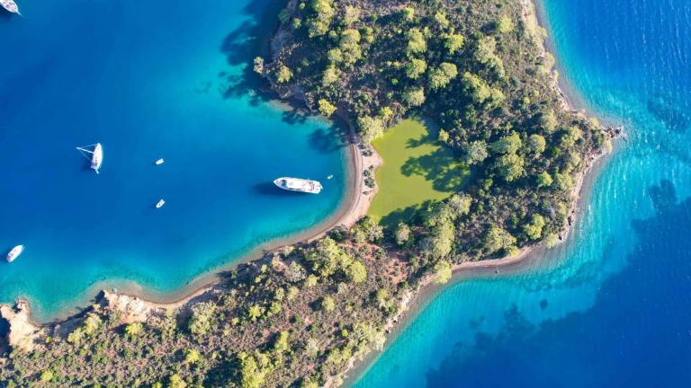 Aerial view of the motor yacht Çınar Yıldızı Image 2