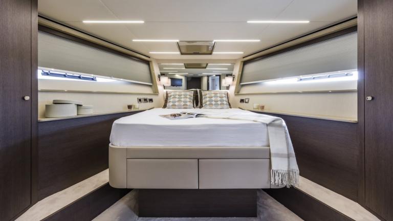 Doppel-Gästekabine der Luxus-Motoryacht Journey Bild 2