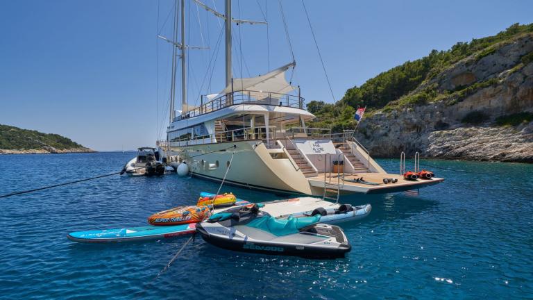 Exterior view of the luxury sailing yacht MarAllure image 10