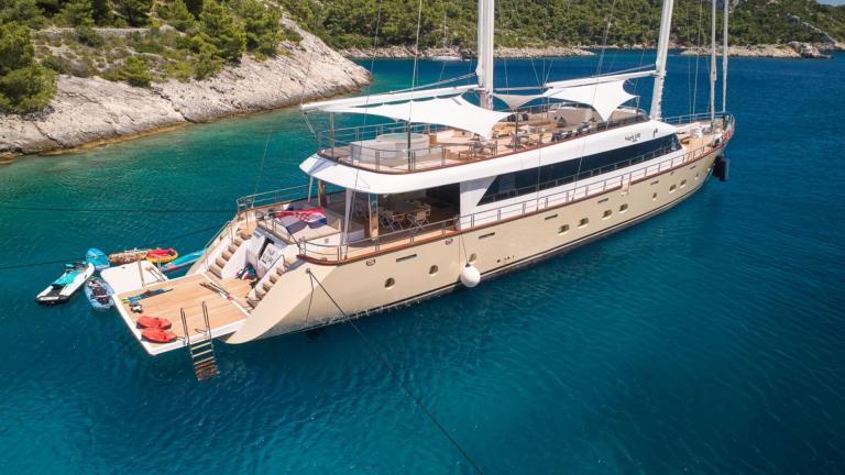 Exterior view of the luxury sailing yacht MarAllure image 8
