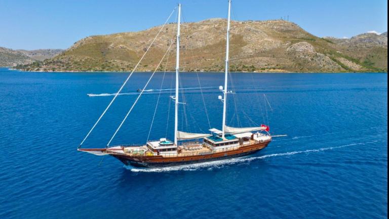 Забронируйте сегодня роскошную гулету Mare Nostrum с отправлением из Мармариса, Турция.