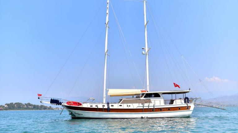 Yacht Photo