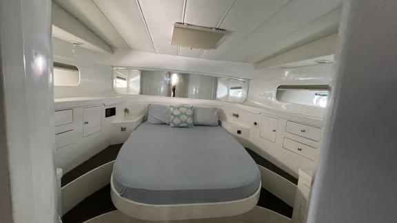 Comfortable bedroom of motor yacht Sea Shell in Marmaris.