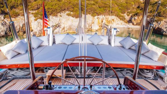 Aft deck area of luxury gulet Hic Salta image 3