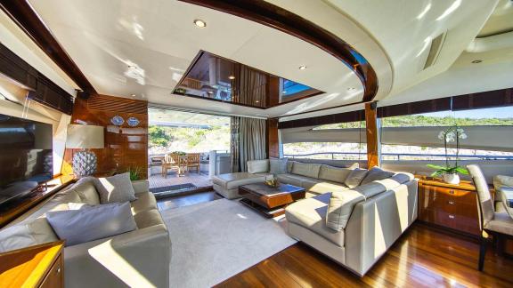 Spacious and stylish salon area with panoramic views aboard the Motoryacht Agave in Split.