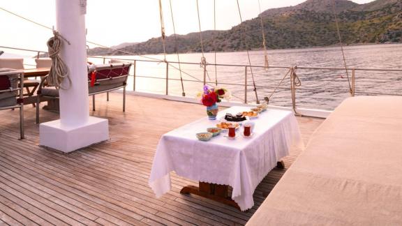 Start your day with a delicious breakfast on Gulet Anıl Kaptan 1 and enjoy the scenic views.