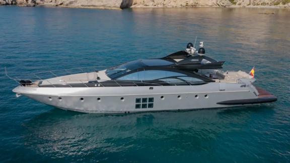 The Jungle motor yacht is anchored in Ibiza and is suitable for VIP yacht charter and private sea trips.