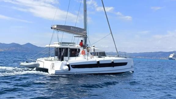 Christeol catamaran, a Bali 4.2 model, cruises stylishly in the waters off Cannes.