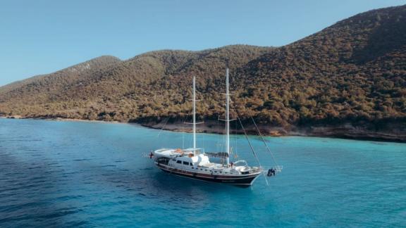 Luxuriöse Gulet Bodrum Queen, perfekt für Segelabenteuer in Bodrum, Türkei.