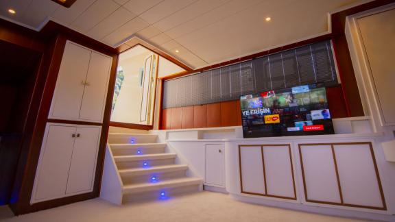 Modern and well-equipped living area of the Gulet Buse with 5 cabins.