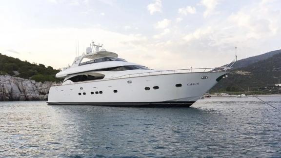Außenansicht der Motoryacht Caelum Bild 1