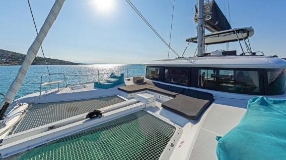 Spacious net area and sun pads are perfect for relaxing in the sun.