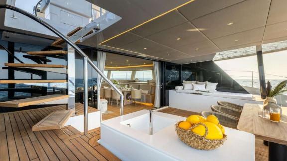 The catamaran Spice of Life features a stylish open layout with steps to the flybridge.