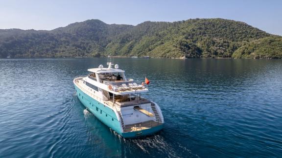 Genießen Sie eine 40-Meter-Motoryacht mit 6 Kabinen in Marmaris.