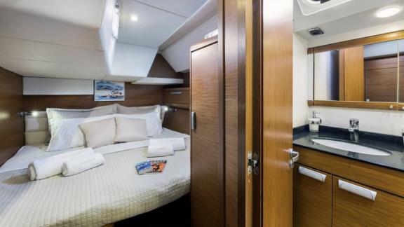 The double cabin with bathroom on the luxury yacht Shooting Star in Greece offers comfort.