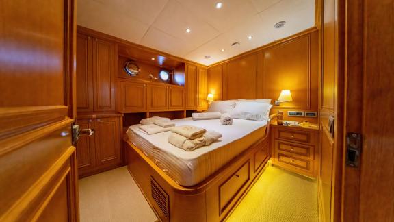 Guest cabin of luxury gulet Babylon image 8