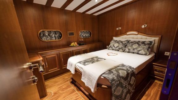 Stylish cabin with double bed on the 6-cabin gulet Koray Ege, for rent in Marmaris.