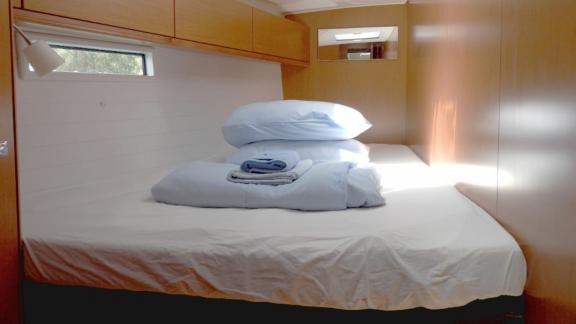 The double cabin of the sailing yacht Nanna offers a large bed and a comfortable sleeping area.