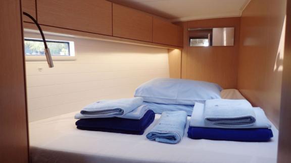 The double cabin of the yacht Rama offers comfortable accommodation for a crewless charter in Göcek.