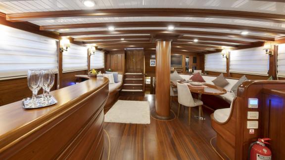 Salon of the luxury gulet Ecce Navigo image 1