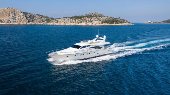 Simply Brilliant delivers high performance cruising, luxury motor yacht charters and weekly blue cruises in Mykonos.
