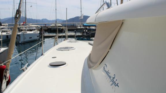 Elegant deck of Catamaran Ayda1 in Marmaris, perfect for relaxing and enjoying the view.