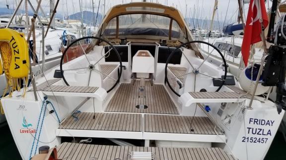 The spacious aft deck of the yacht Friday is ready for departure.