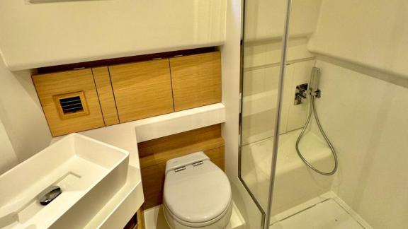 Ideal for motor yacht rental in Naples, That's Amore offers stylish and comfortable bathrooms for a luxurious sea vacati