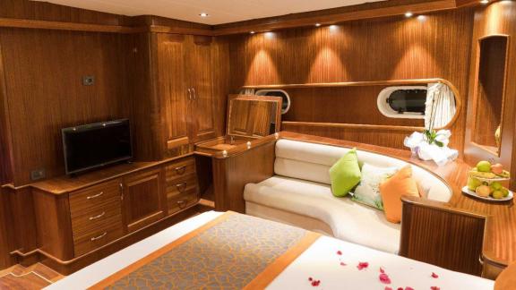 Guest cabin of luxury gulet Vista Mare image 3