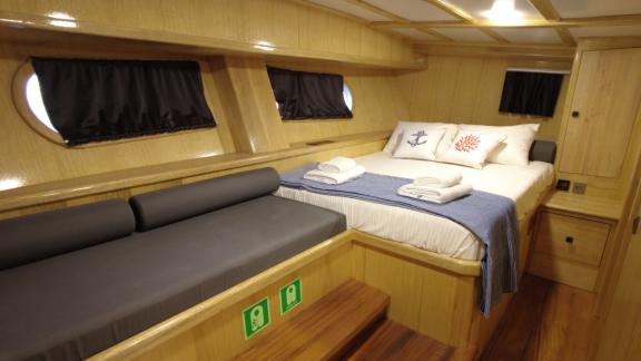 Experience comfort and space in the spacious cabin of Gulet Su Perisi C in Bodrum.