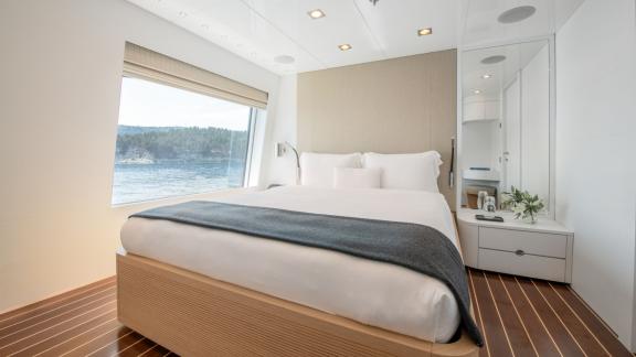 Spend restful nights in the cozy guest cabin of your yacht.