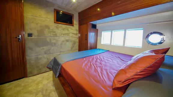 Cozy guest cabin of motor yacht Imperial.