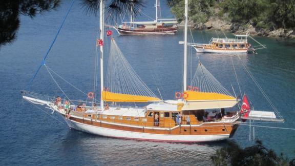 Gulet Cheers in Fethiye, perfect for a relaxing yacht holiday with friends and family.