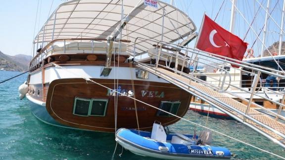 Marmaris'te Gulet Miss Vela'da lüks seyahatlerin tadını çıkarın. Rahatlama ve konfor garantili.