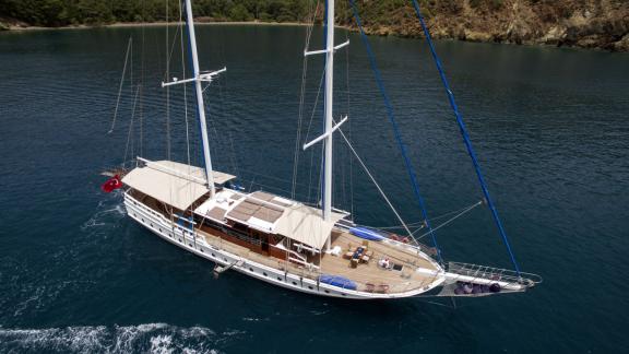 Relax on the spacious deck of the Gulet Kayhan 5 in Fethiye, Turkey.