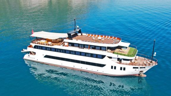 Experience luxury on the 52-meter motor yacht Limitless with 13 cabins and space for 26 guests, available in Bodrum.